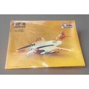 Hasegawa 1/72 F9F-8 Cougar Model Kit Factory Sealed